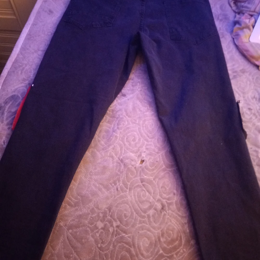 Pants 36x32 - Picture 3 of 4